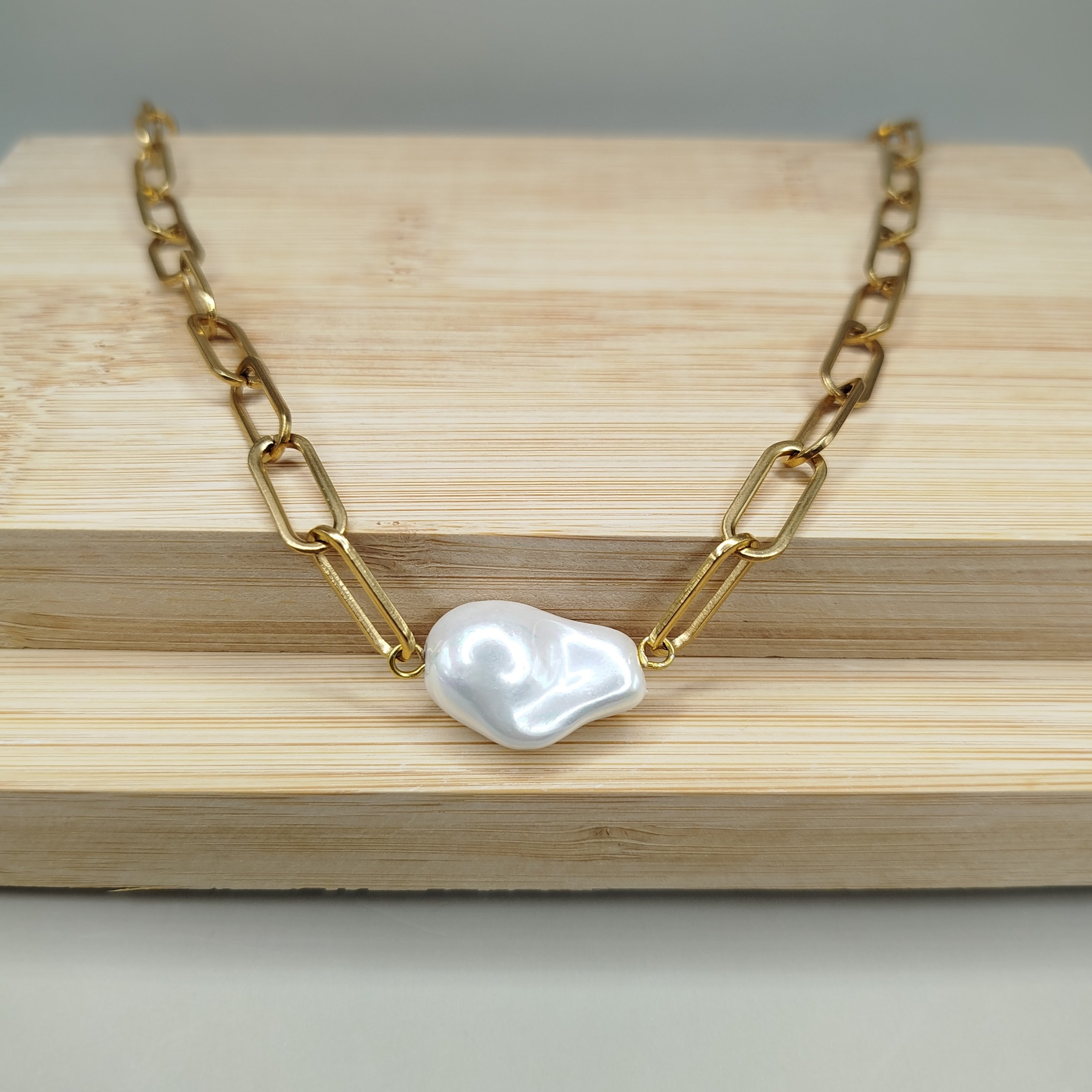NOTRE DAME Necklace