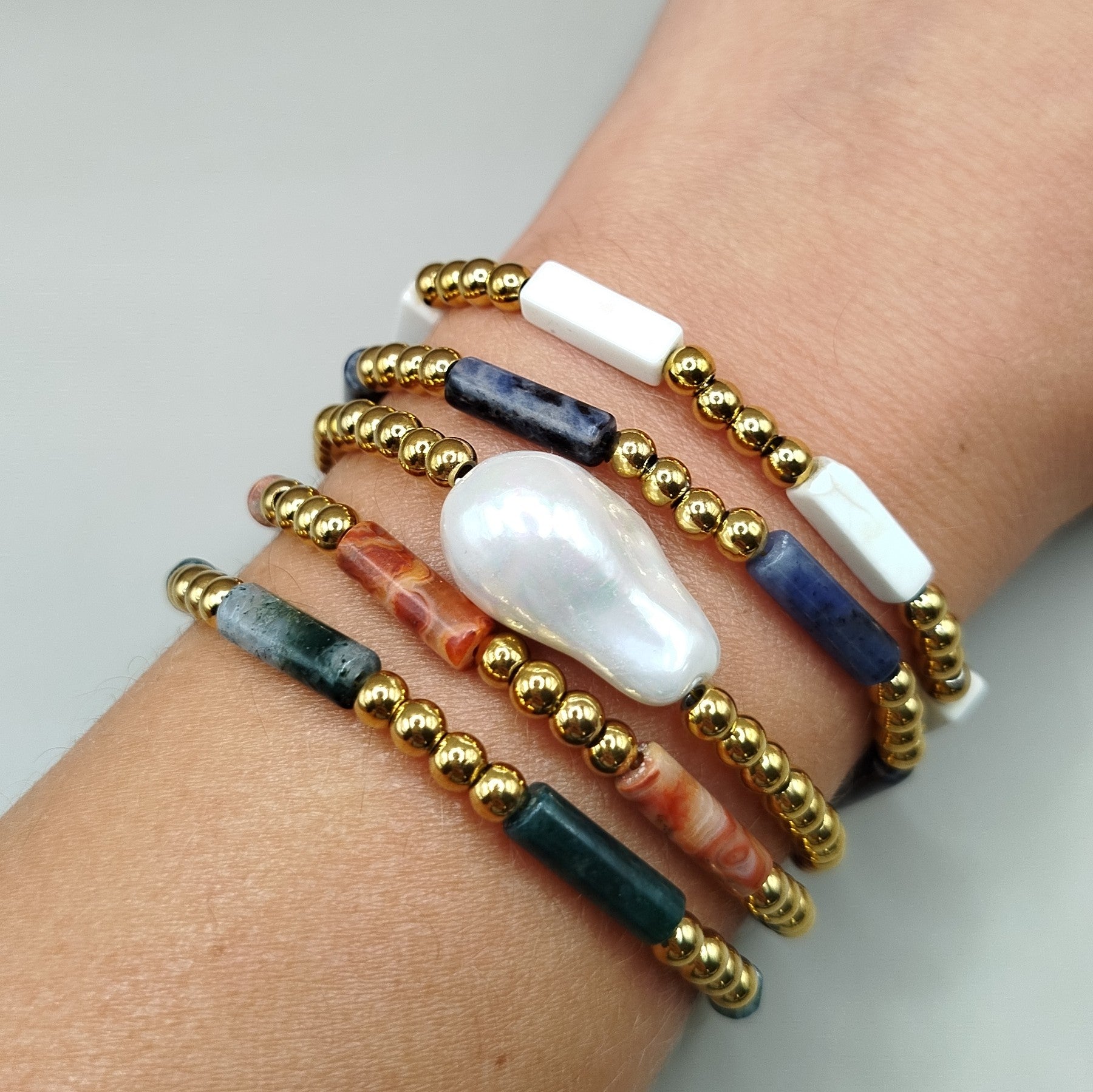 SEXTIUS coral pink Bracelet